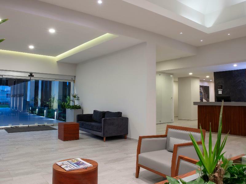 Hotel Krystal Urban Monterrey San Jeronimo Exteriér fotografie